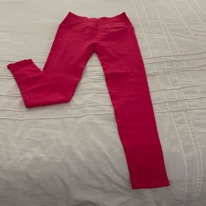 Spiritual Gangster yoga pants in hot pink size xs/s